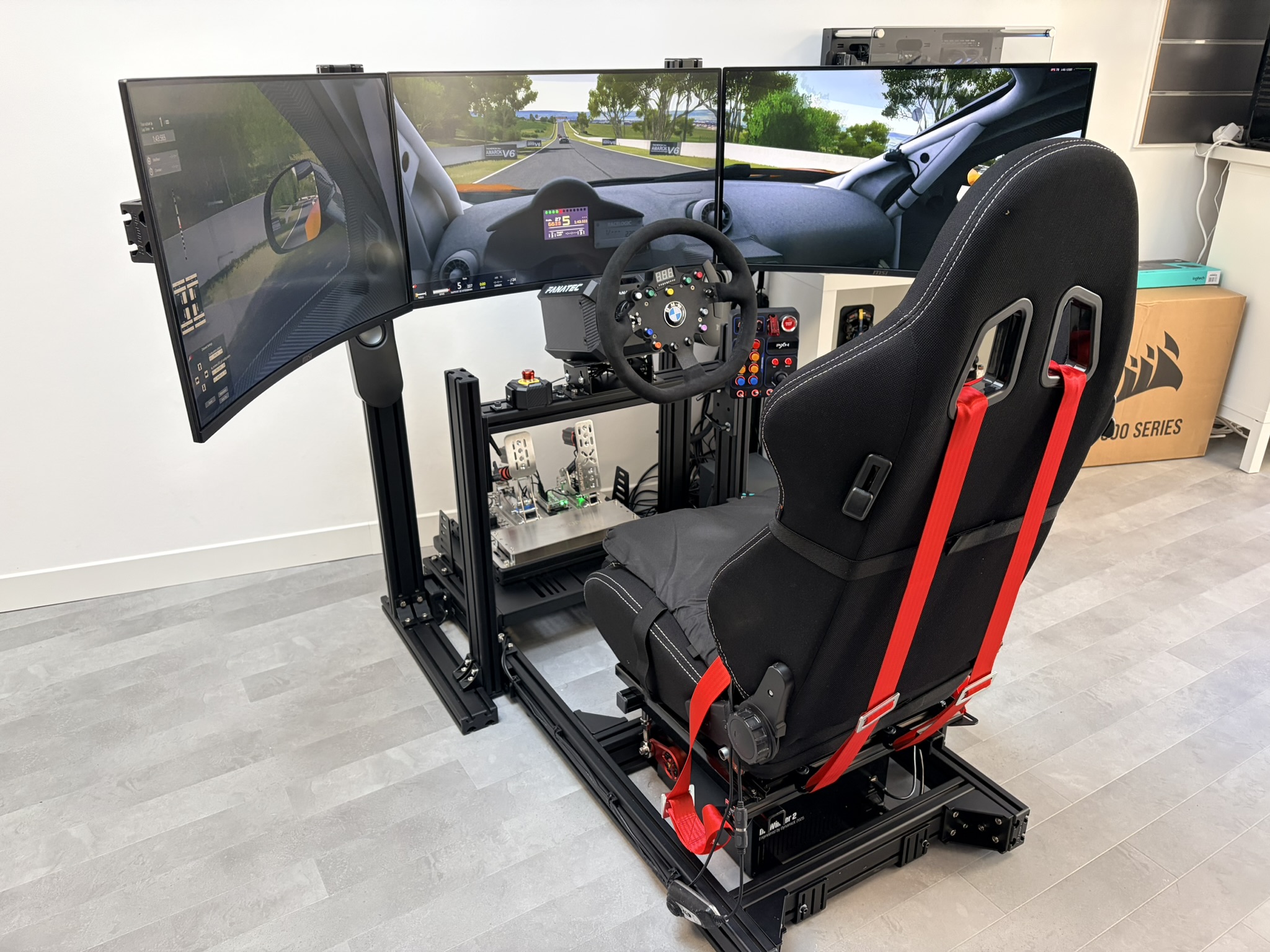 Lire la suite à propos de l’article Le simracing débarque chez GA Informatique à Quimper !